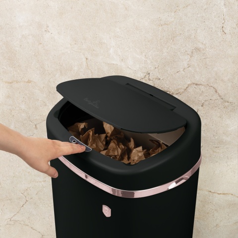 Kosz na śmieci sensoryczny o pojemności 58l Black Rose BerlingerHaus BH-8542 | OUTLET